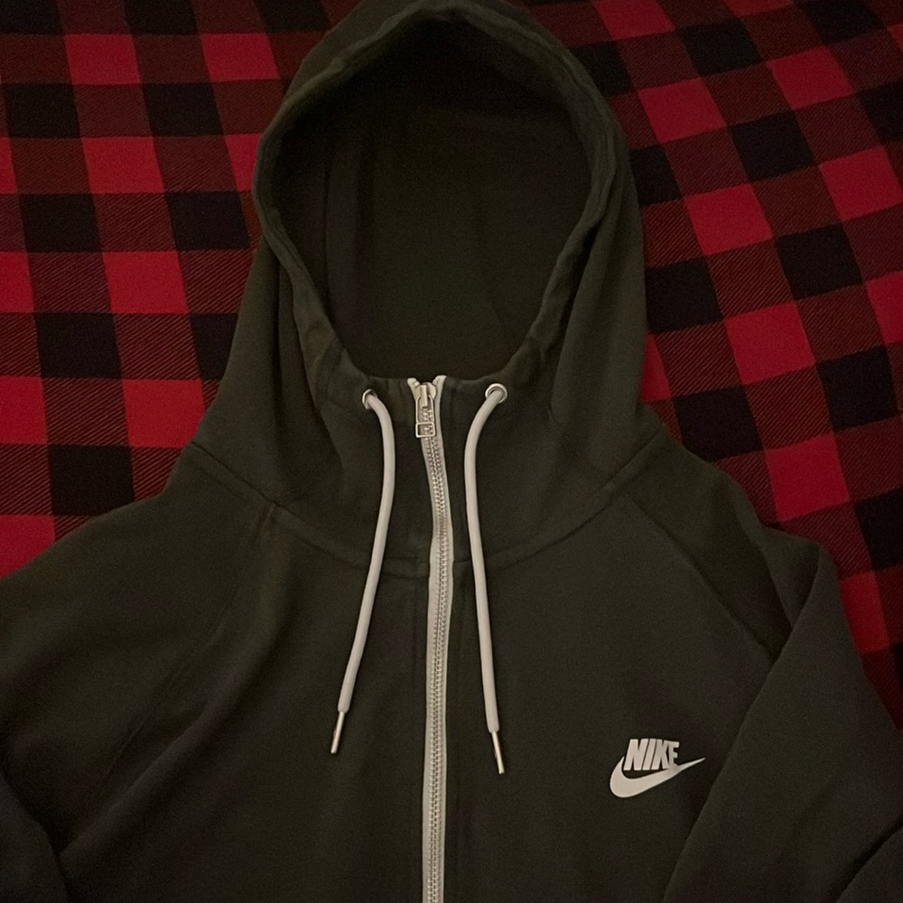 Nike track suit joggers + zip up set